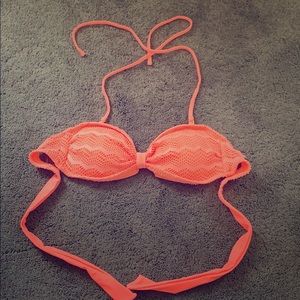 Strapless or strap bikini top (never worn)